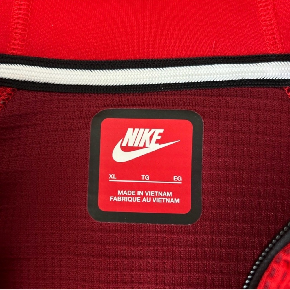 Nike Youth XL Bundle Hoodie Shirt Jacket Athletic Kids Lot - Picture 3 of 7